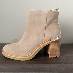 Brand New! Gorgan ankle bootie by Vince Camuto.
